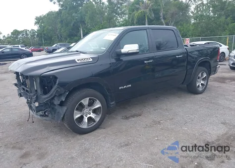 2019 Ram 1500 Laramie 4X2 5'7 Box из США, поврежденный, VIN 1C6RREJT7KN912916